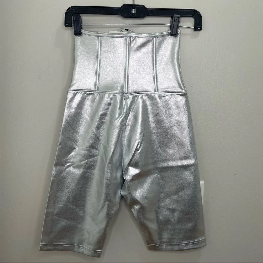 NWT  Silver Waist Trainer Biker Shorts - Small - Picture 2 of 7
